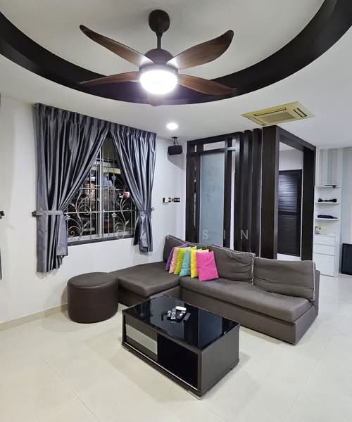 2-storey Terraced House for Sale in Taman Gaya (Ulu Tiram) - Joan Sin - Living Room - PropertyGuru.com.my