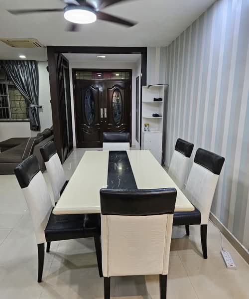 2-storey Terraced House for Sale in Taman Gaya (Ulu Tiram) - Joan Sin - Dining Room - PropertyGuru.com.my