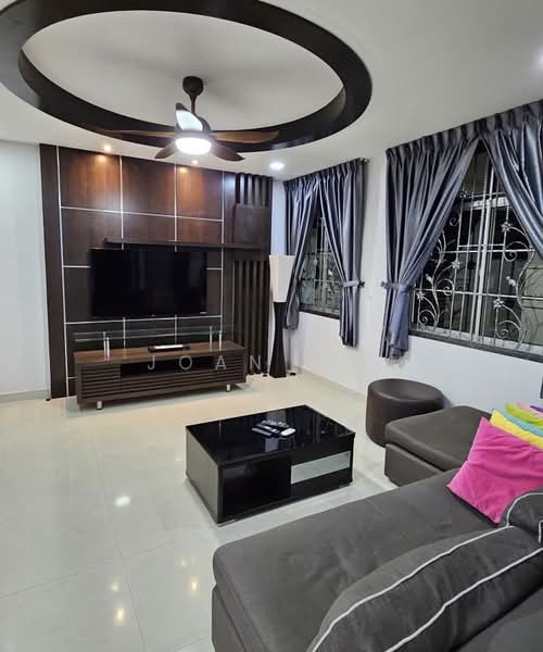 2-storey Terraced House for Sale in Taman Gaya (Ulu Tiram) - Joan Sin - Living Room - PropertyGuru.com.my