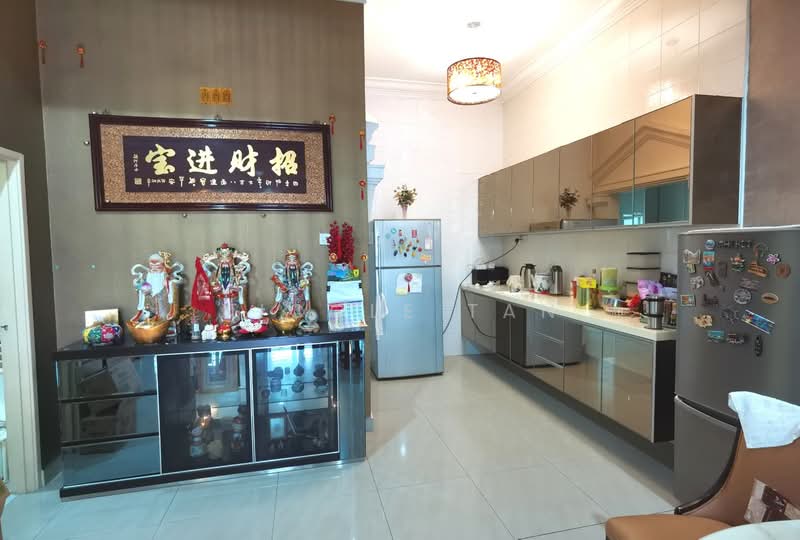 2-storey Terraced House for Sale in Taman Bukit Mewah (Tampoi) - Nicole Tan - Kitchen - PropertyGuru.com.my