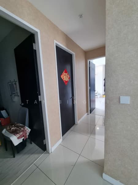 Condominium for Rent at Sky88 Residences - Tan Bing Yi - Corridor - PropertyGuru.com.my