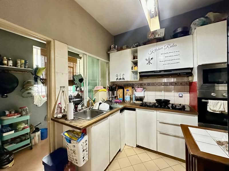 Condominium for Sale at Desa Impiana - Lukman Hakim - Kitchen - PropertyGuru.com.my