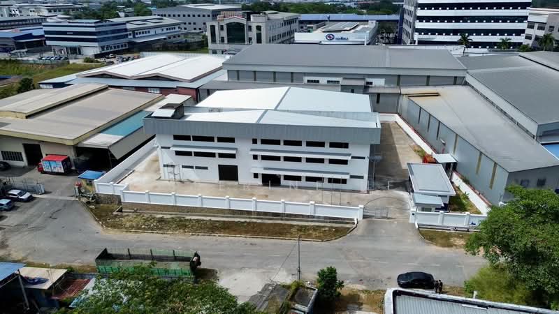 Detached Factory for Rent in Taman Tampoi (Tampoi) - Jesserine Neo - Exterior - PropertyGuru.com.my