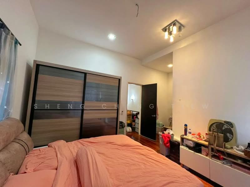 Cluster House for Sale in Taman Ekoflora (Johor Bahru) - Sheng Cheng Tiew - Bedroom - PropertyGuru.com.my