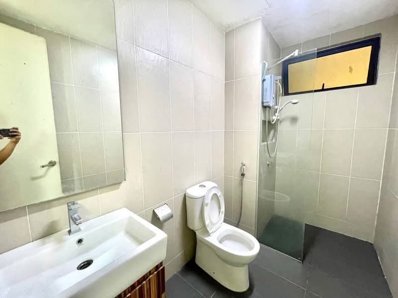 KITA Bayu @ Cybersouth , Dengkil untuk Untuk Disewa - RM 1,450 /bulan, Feb 2026 - Bathroom - PropertyGuru.com.my