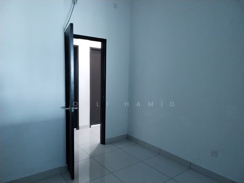 Service Residence for Sale at Kiara Plaza - Rosli Hamid - Interior - PropertyGuru.com.my