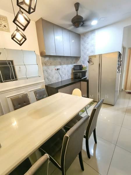 1.5-storey Terraced House for Sale in Nilai (Negeri Sembilan) - Rozana Simin - Kitchen - PropertyGuru.com.my