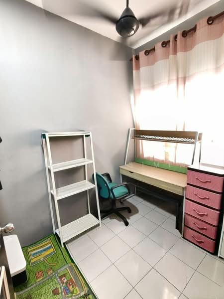 1.5-storey Terraced House for Sale in Nilai (Negeri Sembilan) - Rozana Simin - Study - PropertyGuru.com.my