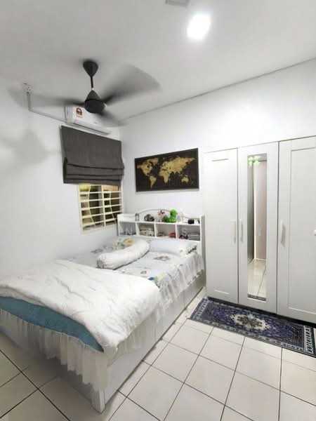 1.5-storey Terraced House for Sale in Nilai (Negeri Sembilan) - Rozana Simin - Bedroom - PropertyGuru.com.my