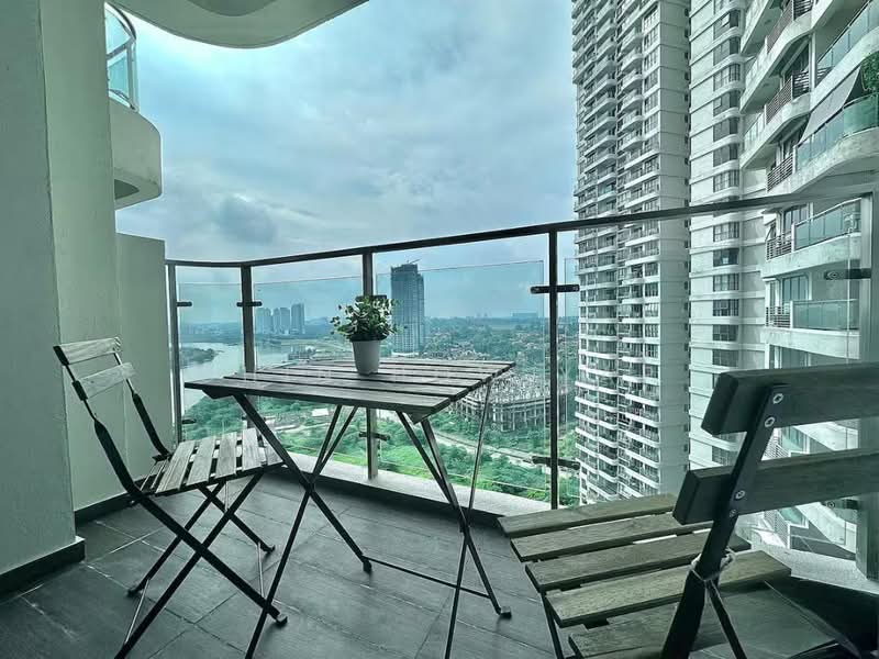Royal Strand @ Country Garden Danga Bay untuk Untuk Disewa - RM 3,200 /bulan, Mac 2026 - Balcony - PropertyGuru.com.my