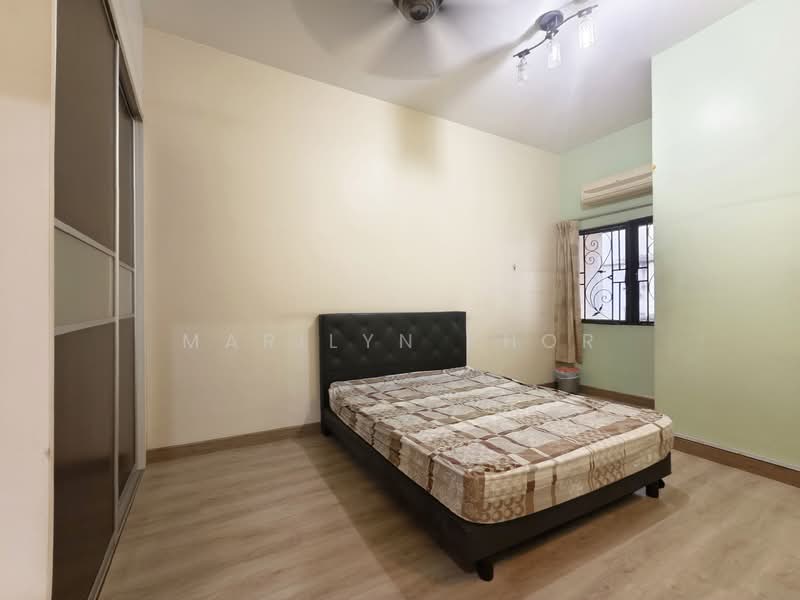 3-storey Terraced House for Sale in Selayang (Selangor) - Marilyn Khor - Bedroom - PropertyGuru.com.my