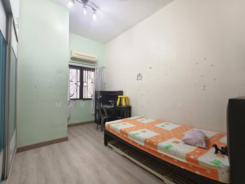 3-storey Terraced House for Sale in Selayang (Selangor) - Marilyn Khor - Bedroom - PropertyGuru.com.my