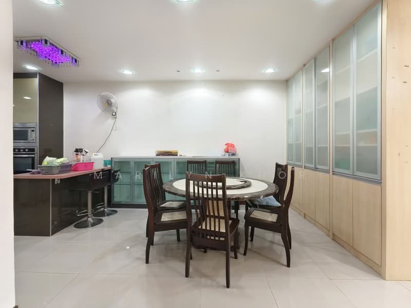 3-storey Terraced House for Sale in Selayang (Selangor) - Marilyn Khor - Dining Room - PropertyGuru.com.my