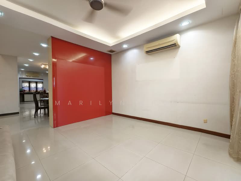 3-storey Terraced House for Sale in Selayang (Selangor) - Marilyn Khor - Living Room - PropertyGuru.com.my