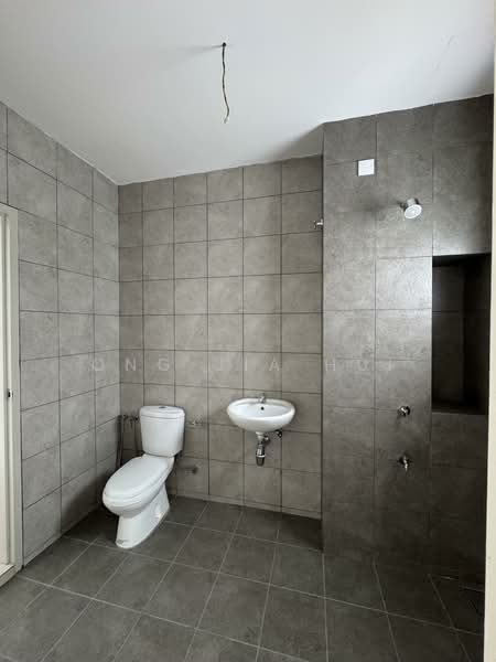 2-storey Terraced House for Sale in Nilai Impian (Nilai) - Ong Jia Hui - Bathroom - PropertyGuru.com.my