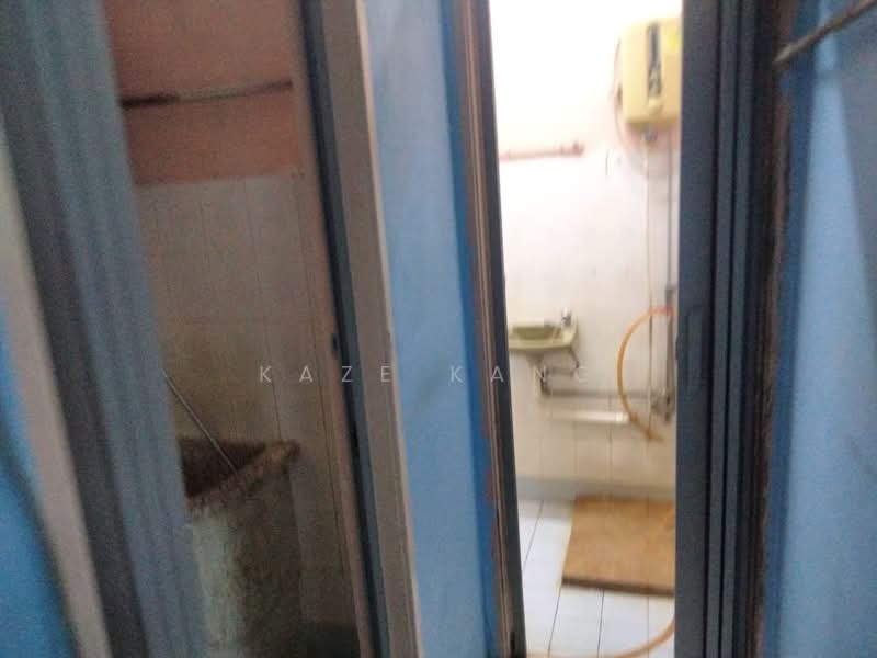 Apartment for Rent at Taman Sri Angsana - Kaze Kang - Bathroom - PropertyGuru.com.my