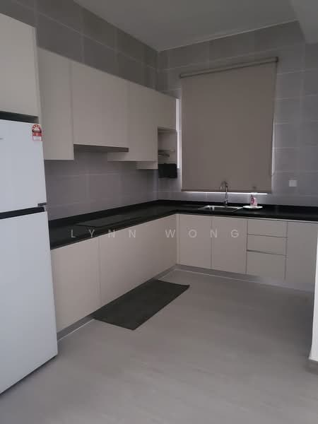 Service Residence for Sale at Twin Tower Residence - Lynn Wong - Kitchen - PropertyGuru.com.my