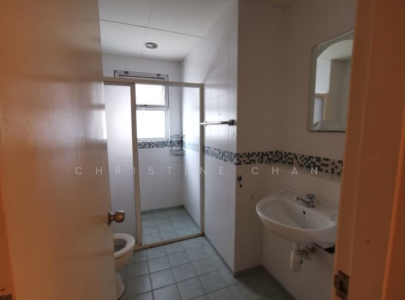 Seri Maya Condominium untuk Untuk Disewa - RM 2,600 /bulan, Feb 2026 - Bathroom - PropertyGuru.com.my