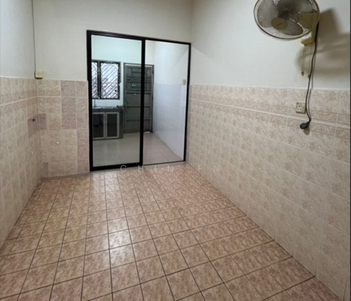 Taman Suria untuk Untuk Dijual - RM 450,000, Feb 2026 - Kitchen - PropertyGuru.com.my