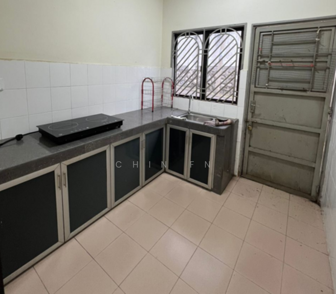 Taman Suria untuk Untuk Dijual - RM 450,000, Feb 2026 - Kitchen - PropertyGuru.com.my
