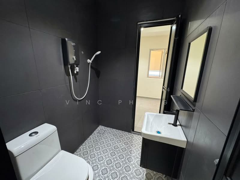 Taman Bukit Serindit untuk Untuk Dijual - RM 377,000, Feb 2026 - Bathroom - PropertyGuru.com.my