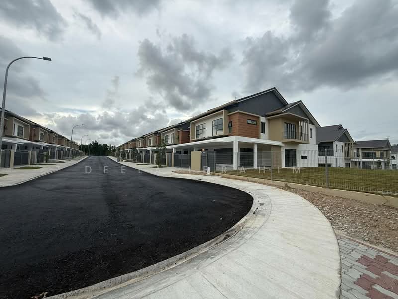 2-storey Terraced House for Sale in Shah Alam (Selangor) - Deela Ibrahim - Exterior - PropertyGuru.com.my