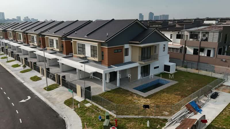 2-storey Terraced House for Sale in Shah Alam (Selangor) - Deela Ibrahim - Exterior - PropertyGuru.com.my
