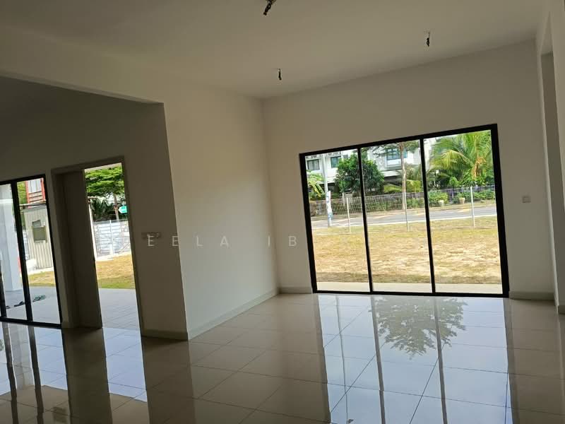 2-storey Terraced House for Sale in Shah Alam (Selangor) - Deela Ibrahim - Living Room - PropertyGuru.com.my