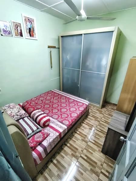 1-storey Terraced House for Sale in Taman Seremban Jaya (Rantau) - Emma R - Bedroom - PropertyGuru.com.my