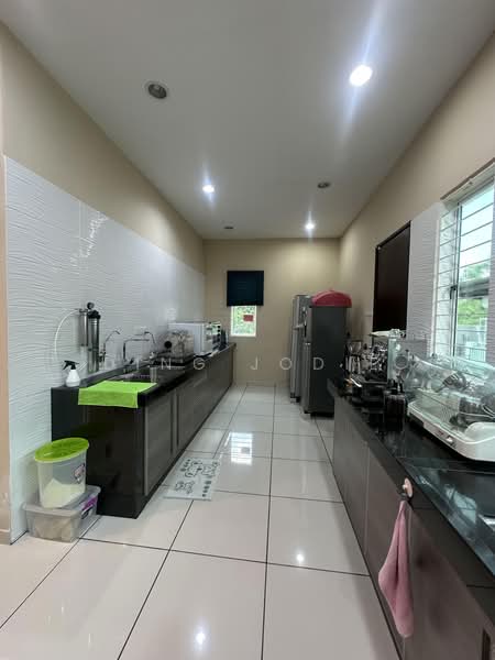 Bungalow for Sale in Seremban 2 (Negeri Sembilan) - Ding Jodie - Kitchen - PropertyGuru.com.my