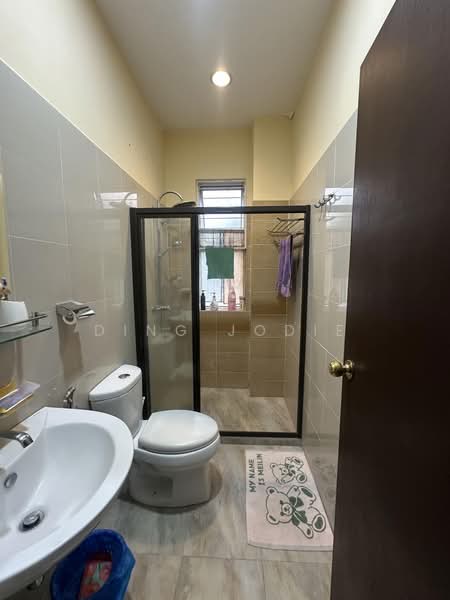 Bungalow for Sale in Seremban 2 (Negeri Sembilan) - Ding Jodie - Bathroom - PropertyGuru.com.my