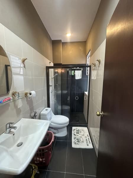 Bungalow for Sale in Seremban 2 (Negeri Sembilan) - Ding Jodie - Bathroom - PropertyGuru.com.my