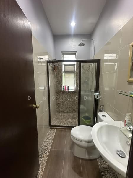 Bungalow for Sale in Seremban 2 (Negeri Sembilan) - Ding Jodie - Bathroom - PropertyGuru.com.my