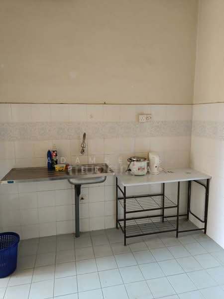 Apartment for Rent at Central Park - Adamsen S. Pereira - Kitchen - PropertyGuru.com.my