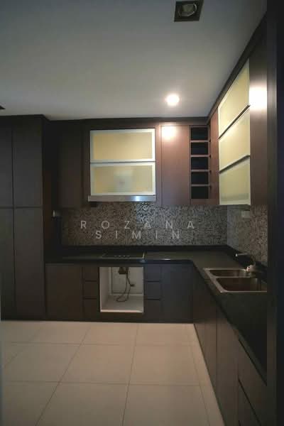 CORNER LOT - 2.5 STOREY SUPER LINK MUTIARA INDAH, PUCHONG untuk Untuk Dijual - RM 890,000, Feb 2026 - Kitchen - PropertyGuru.com.my