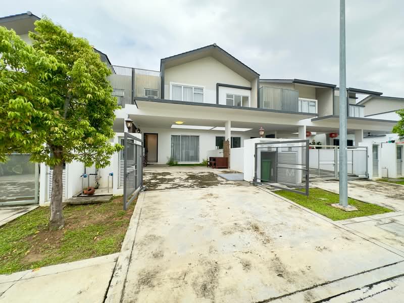2-storey Terraced House for Sale in Bandar Gamuda Gardens (Rawang) - Azli Ibrahim - Exterior - PropertyGuru.com.my