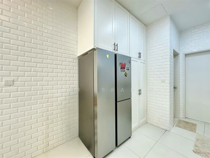 2-storey Terraced House for Sale in Bandar Gamuda Gardens (Rawang) - Azli Ibrahim - Kitchen - PropertyGuru.com.my