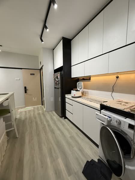 Service Residence for Sale at ARC @ Austin Hills - Mabel Lee - Kitchen - PropertyGuru.com.my