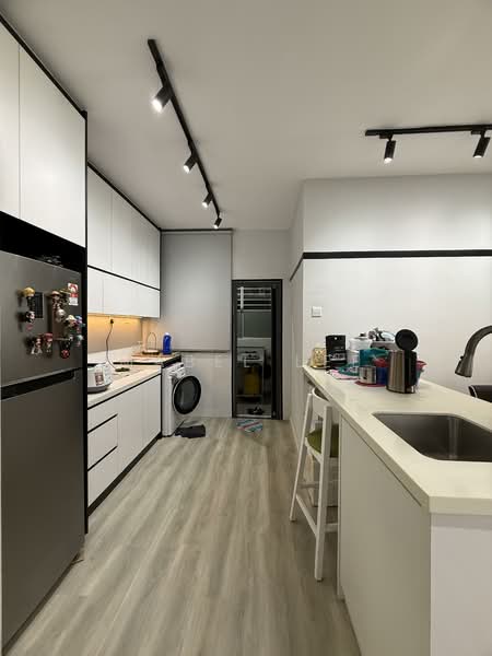 Service Residence for Sale at ARC @ Austin Hills - Mabel Lee - Kitchen - PropertyGuru.com.my