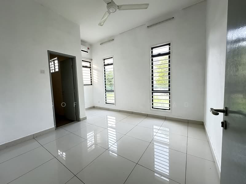 2-storey Terraced House for Sale in Presint 11 (Putrajaya) - Sofea Md Saad - Interior - PropertyGuru.com.my