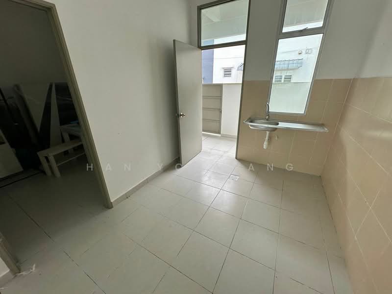 2-storey Terraced House for Sale in Taman Pulai Mutiara (Iskandar Puteri (Nusajaya)) - Han Yong Ang - Kitchen - PropertyGuru.com.my