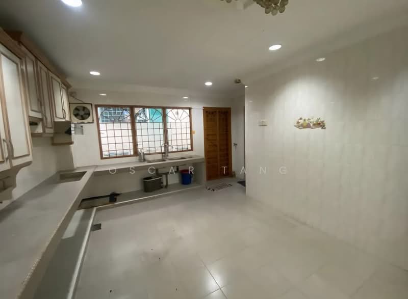 Taman Lembah Maju untuk Untuk Dijual - RM 700,000, Feb 2026 - Kitchen - PropertyGuru.com.my