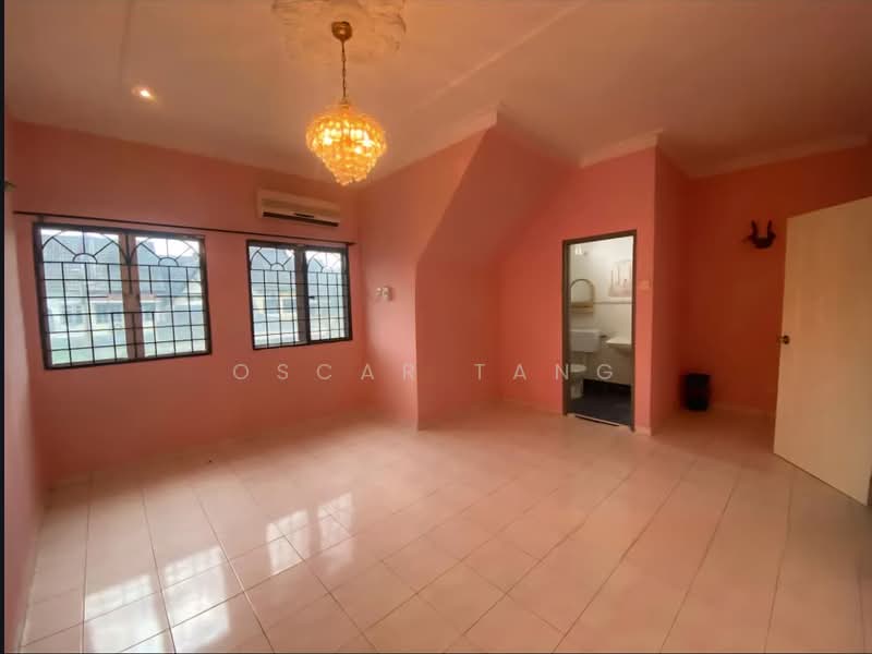 Taman Lembah Maju untuk Untuk Dijual - RM 700,000, Feb 2026 - Living Room - PropertyGuru.com.my