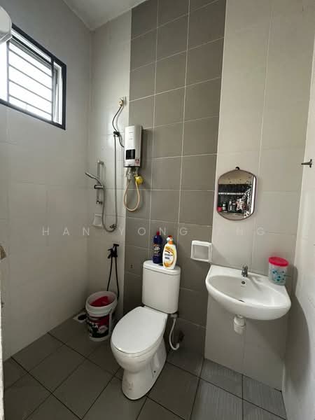 2-storey Terraced House for Sale in Taman Nusa Sentral (Iskandar Puteri (Nusajaya)) - Han Yong Ang - Bathroom - PropertyGuru.com.my