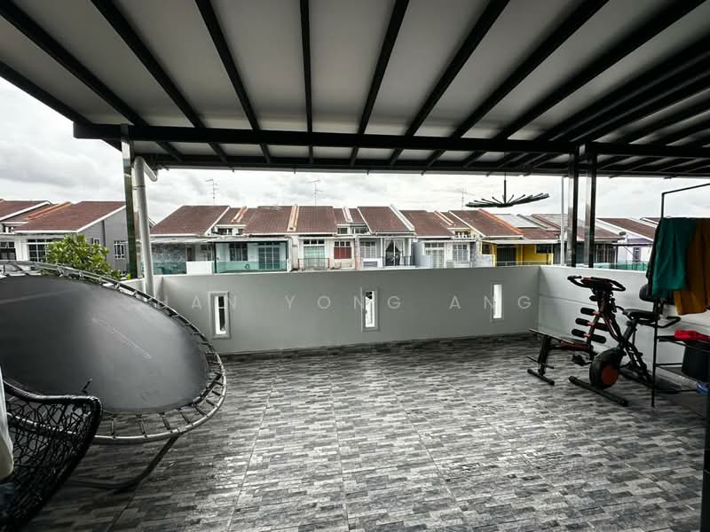 2-storey Terraced House for Sale in Taman Nusa Sentral (Iskandar Puteri (Nusajaya)) - Han Yong Ang - Balcony - PropertyGuru.com.my