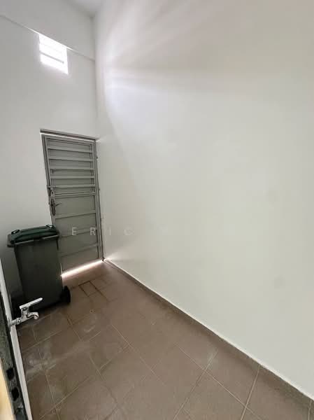 1.5-storey Terraced House for Sale in Kulai (Johor) - Eric Wong - Entrance - PropertyGuru.com.my