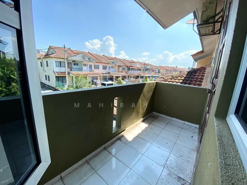 Terraced House for Sale in Kajang (Selangor) - Mahirah . - Balcony - PropertyGuru.com.my