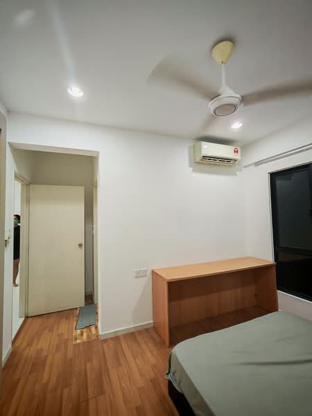 Condominium for Rent at TRI PINNACLE - Tom Ooi - Bedroom - PropertyGuru.com.my