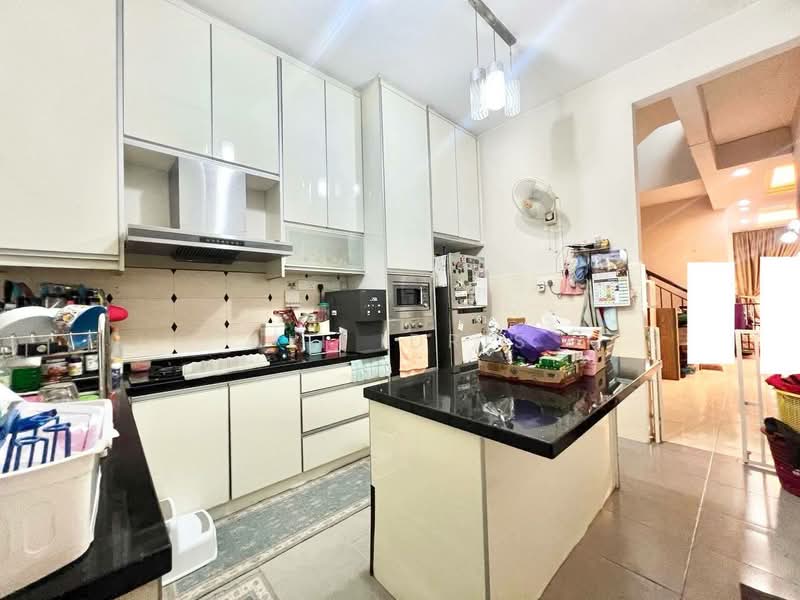 2-storey Terraced House for Sale in Hulu Langat (Selangor) - Ali Idris - Kitchen - PropertyGuru.com.my