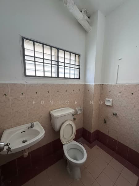 2-storey Terraced House for Sale in Kulai (Johor) - Eunice Ng - Bathroom - PropertyGuru.com.my